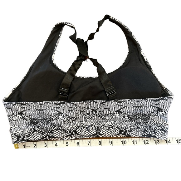 ZYIA Active Size Large Cobra Metallic Light N Tight Sports Bra - Picture 2 of 4